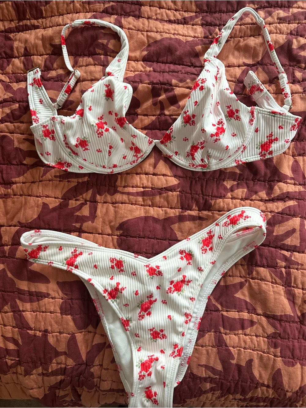 Hollister White Ribbed Bikini with Red Floral Print worn once